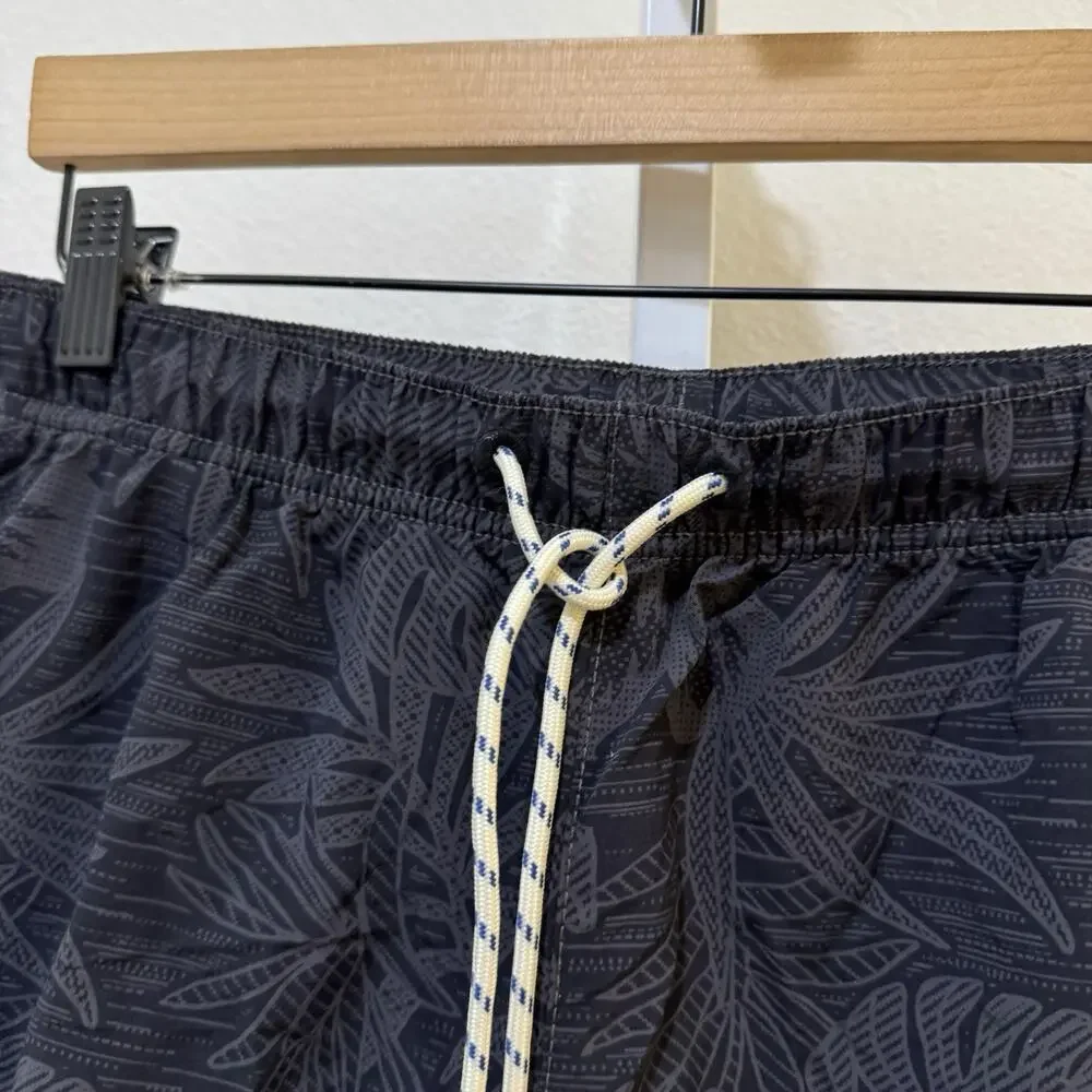 TOMMY BAHAMA NAPLES SANTIAGO PALMS SWIM TRUNKS SZ M $118